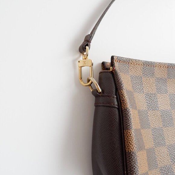 Authentic Preowned Louis Vuitton Damier Ebene Trousse Shoulder Bag - Picture 2 of 15